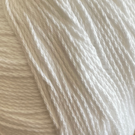 Habillage  - Fil de coton bio fin brillant - 1 mm - blanc / 180 M